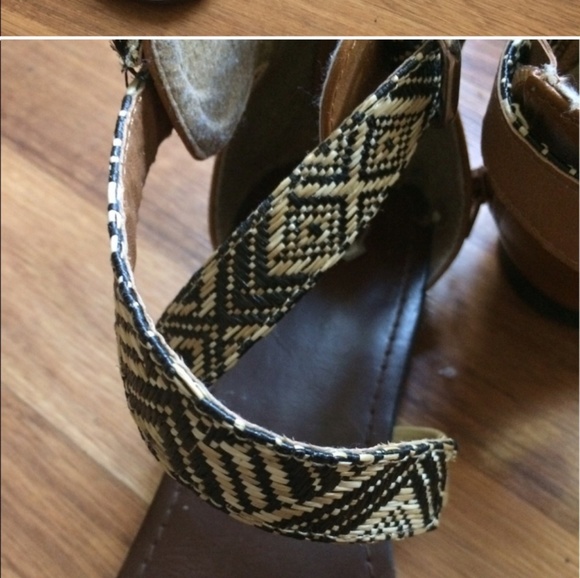 Aztec Sandals - Picture 3 of 3